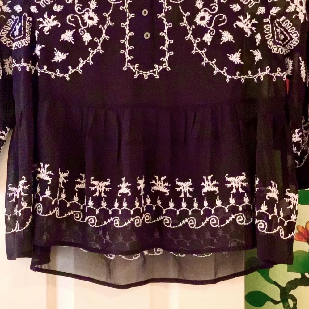 πΊπHPππΊ NWT Free People Pennies Sequel Embroidered Blouse - Picture 14 of 16
